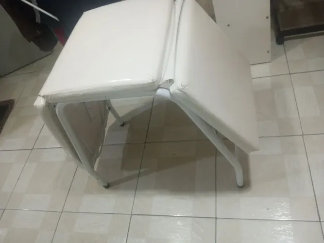 Maca dobrável branca