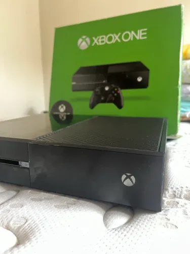 Xbox ONE , seminovo completo 2 controles series X