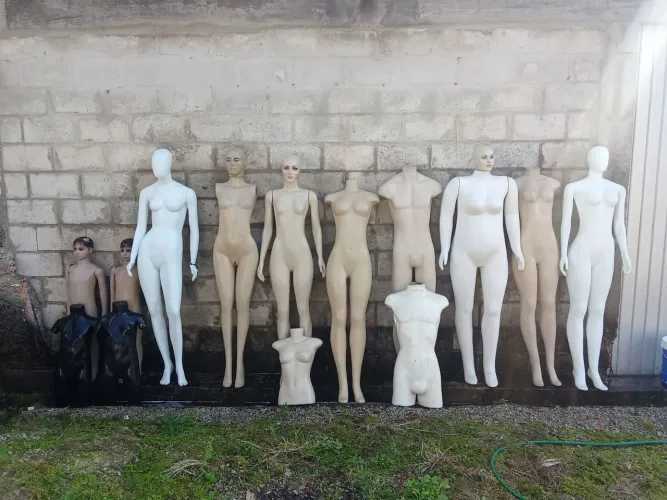 MANEQUINS VARIADOS