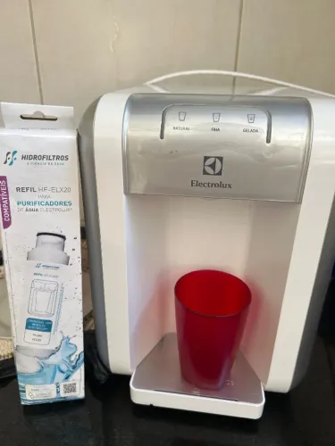 Purificador eletrolux digital em ótimas condições
