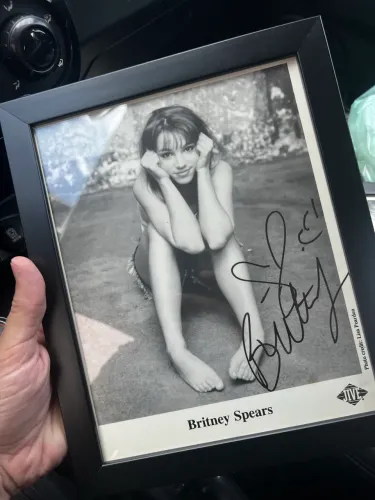 Britney Spears - Quadro com cartão autografado
