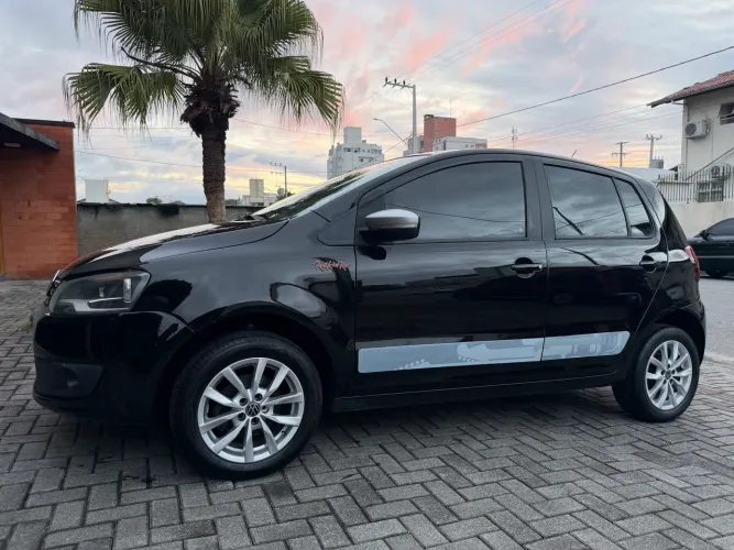 Volkswagen Fox Rock IN RIO 1.6 MI Total Flex 8V 5P 2014