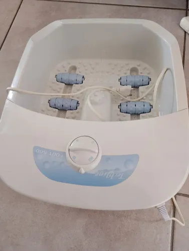 Hidromassageador de pés