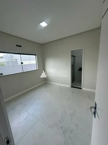 PORTO MARINA CASA DE 112 METROS QUADRADOS, 3/4 SENDO 1 SUÍTE É 2 BANHEIROS