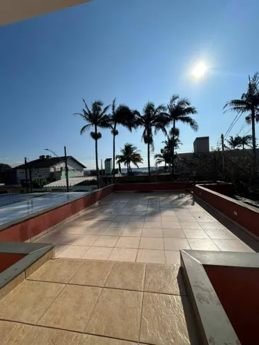 Sobrado para Venda/Locação por R$ 1.400.000,00 (Venda) ou R$ 7.600,00/mês (Locação) - Inte