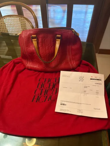 Bolsa Carolina Herrera original com Nota Fiscal da loja onde foi comprada. 