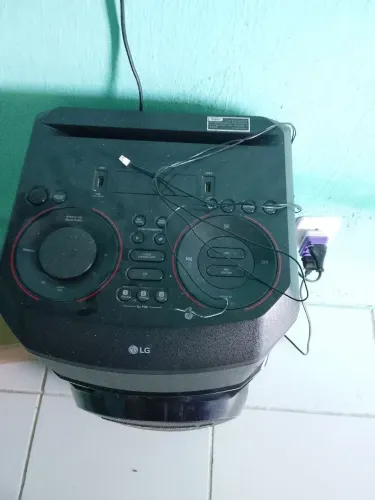 Caixa de som nova e potente!
