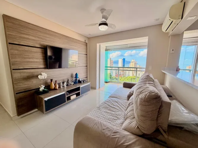 Apartamento à venda 2 quartos vista mar 1 vaga Marapé Santos/SP