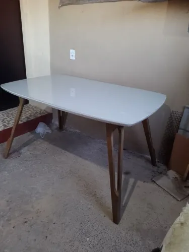 Mesa para seis cadeiras