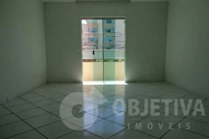 Apartamento à venda, 3 quartos, 1 suíte, 3 vagas, MARTA HELENA - UBERLANDIA/MG