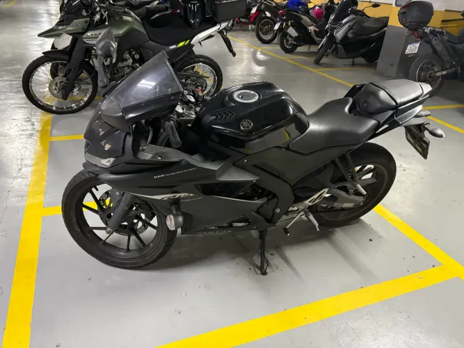 YAMAHA R15 2025/2025 ÚNICO DONO