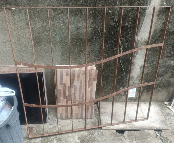 Grade de ferro 100x100