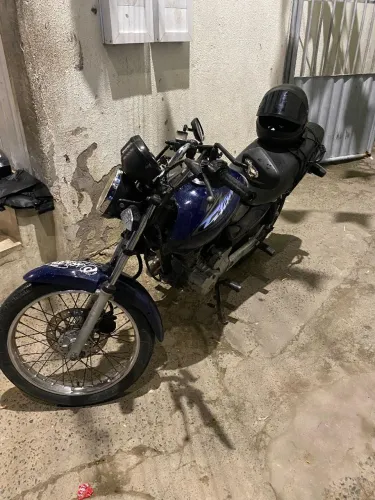 TITAN 125 ES (TROCO EM CARRO)