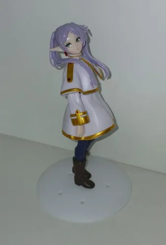 BONECA ACTION FIGURE FRIEREN