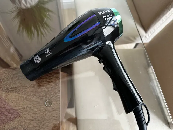 Secador de cabelo