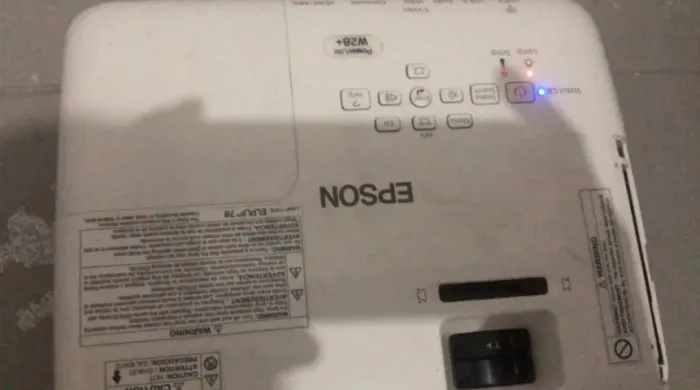 Projetor Epson PowerLite W28+ WXGA HDMI - para troca de lâmpada