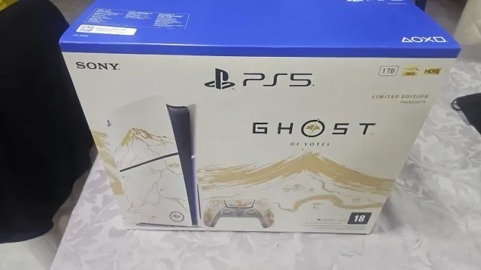 PlayStation 5 Slim 1TB - Edição Especial Ghosh of Yotei