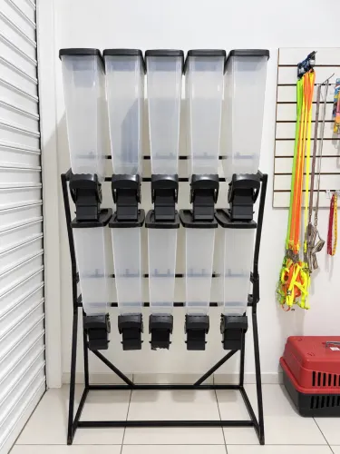 Dispenser de ração para vender a granel