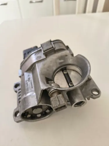 Tbi corpo de borboleta renalt Clio 1.0 16v 2002