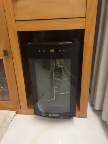 Adega Climatizada Olímpia 8 garrafas