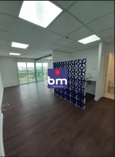 Conjunto para alugar em São Paulo, Santo Amaro, com 48 m²