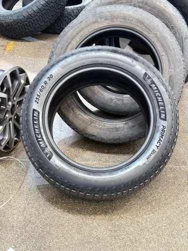Pneu Michelin 255/60 R20