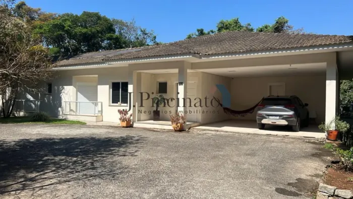 CASA COM 03 QUARTOS NO BAIRRO CAXAMBU - JUNDIAÍ/SP - CONDOMÍNIO FAZENDA CAMPO VERDE - REF.