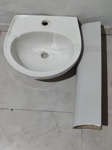 Lavatório de banheiro