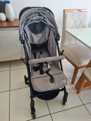 Carrinho de Passeio para Bebê Burigoto Zap Cinza