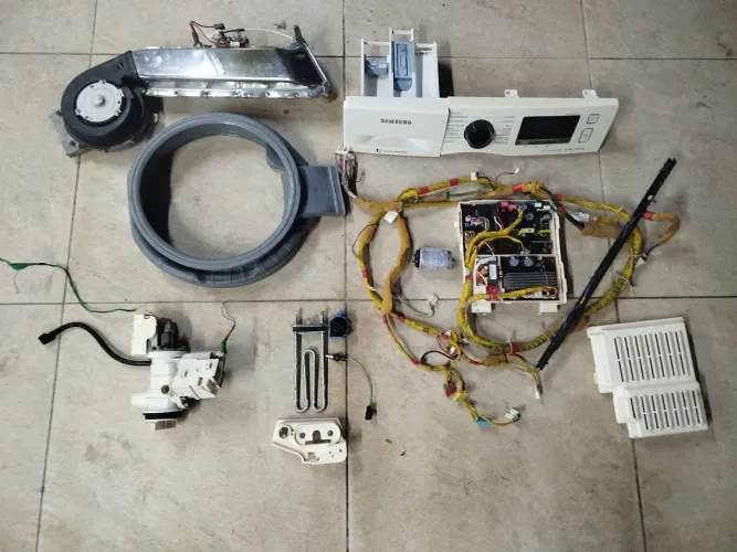Peças usadas lava e seca Samsung eco Buble 9k modelo WD90J6410AW