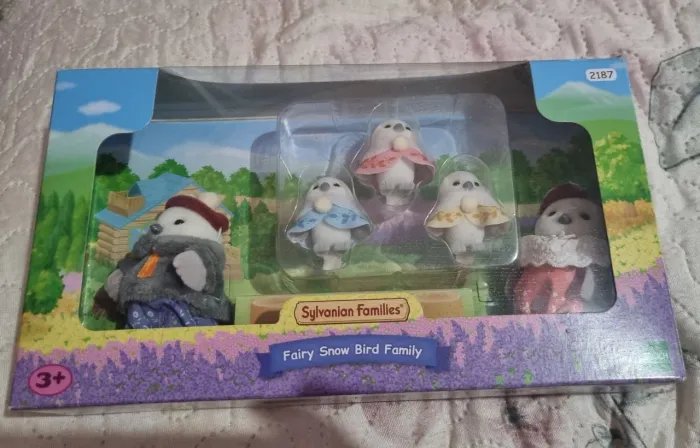Sylvanian families shimaenaga family
