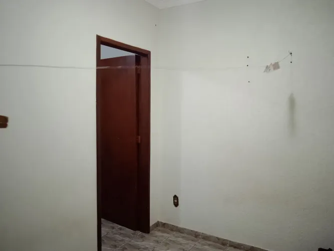 Troco kitnet apartamento por casa pequena no Gama Oeste 
