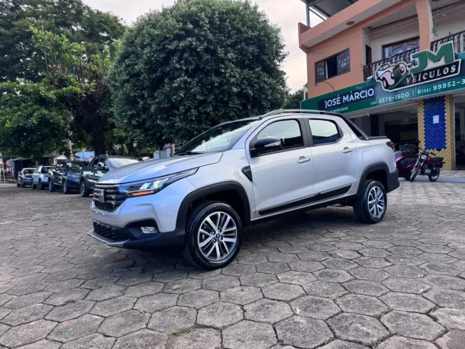 Fiat Strada Volcano 1.3 Flex 8V CD 2026
