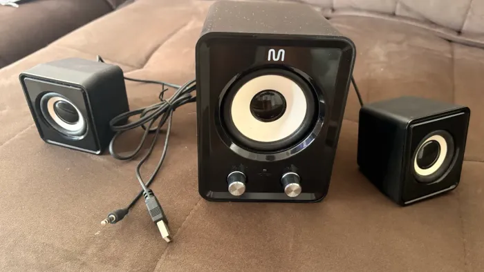 CAIXA DE SOM PARA MONITOR