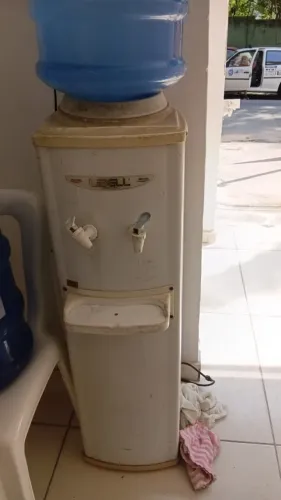BEBEDOURO GARRAFÃO FUNCIONANDO