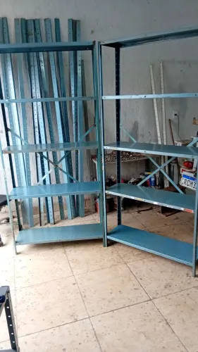 Prateleiras de aço 30cm chapa grossa 