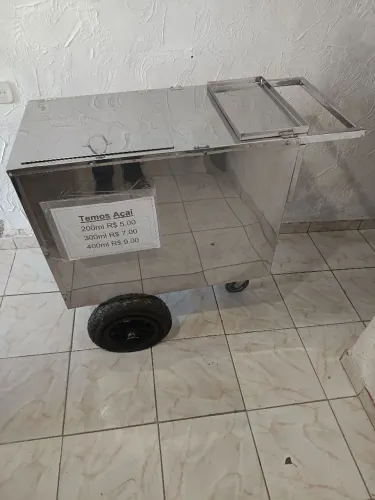 Carrinho de açaí (vai com  placa de gelo ) 1450,00 