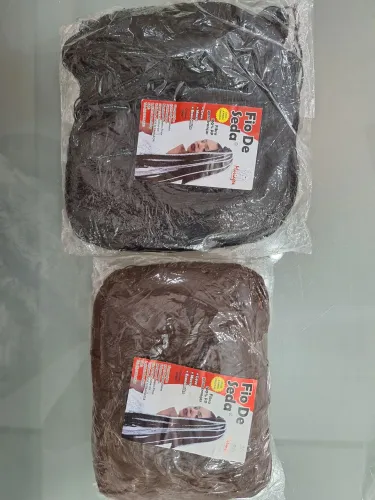Fio de Seda para tranças (1 un 250g cor preta e 1 un 250g cor castanho)
