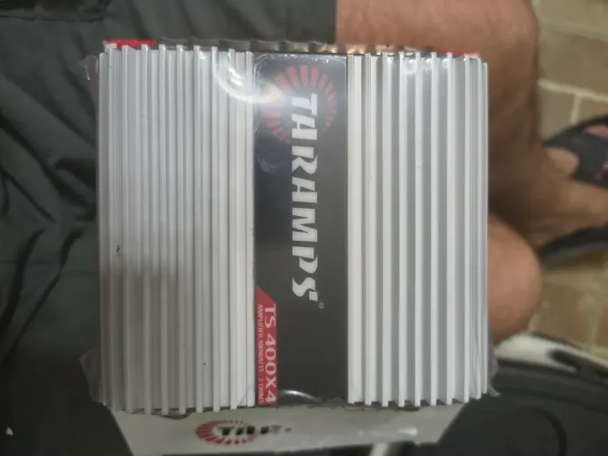 Amplificador de som Taramps 400
