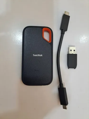 HD externo SanDisk Extreme SDSSDE61-500G-G25 500GB preto