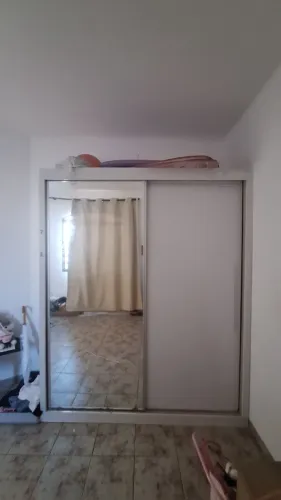 Guarda roupa com cama baú solteiro