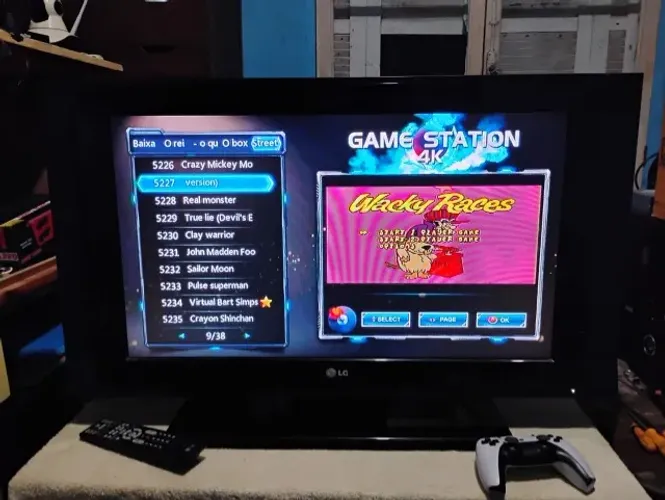 Video Game Retro com +d 5,000 jogos + 2 controles R$200,00 Retirar em Mongaguá.