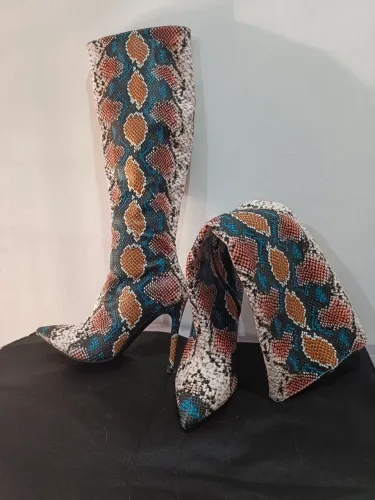 Botas e sapatos