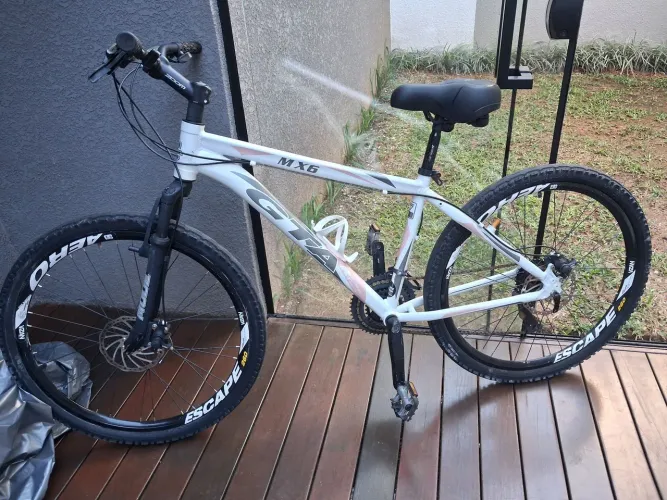 Bicicleta (com nota fiscal)