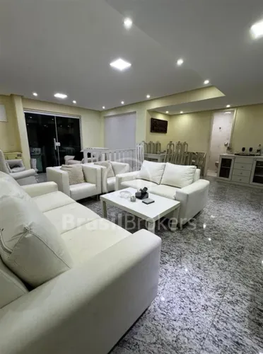 Cobertura Duplex à venda na Tijuca - com 220m², 2 vagas na escritura, piscina privativa, á