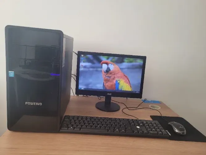 Computador c/ Wi-Fi
