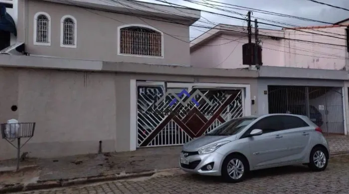 Maravilhosa Casa com 3 dormitórios à venda, 242 m² por R$ 960.000 - Utinga - Santo André/S