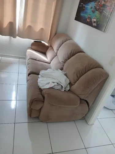 Sofá 3 lugares Confortável