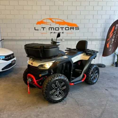 QUADRICICLO SEGWAY 570CC SNARLER AT6 PREMIUM 2025