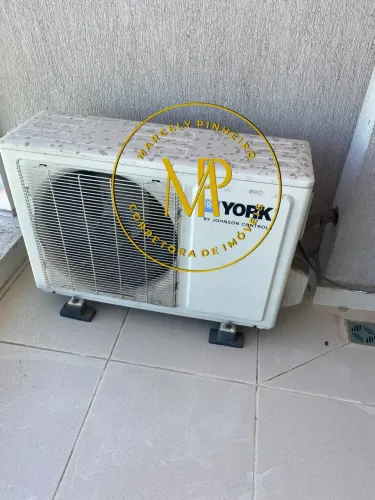 Flat mobiliado para venda na Imbetiba em Macaé